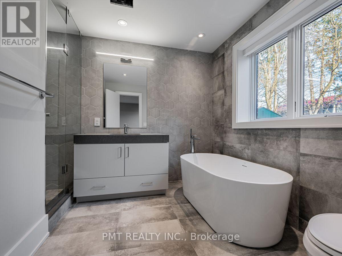 Main (Unit B) - 157 Roslin Avenue, Toronto, Ontario  M4N 1Z5 - Photo 12 - C12656758