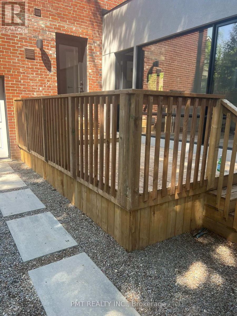 Main (Unit B) - 157 Roslin Avenue, Toronto, Ontario  M4N 1Z5 - Photo 18 - C12656758