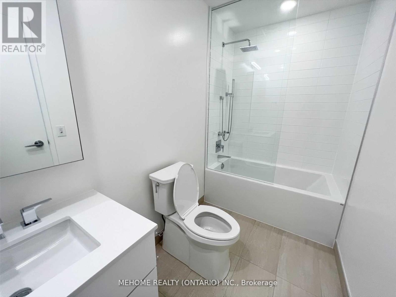 3911 - 20 Lombard Street, Toronto, Ontario  M5C 1M1 - Photo 7 - C12656772