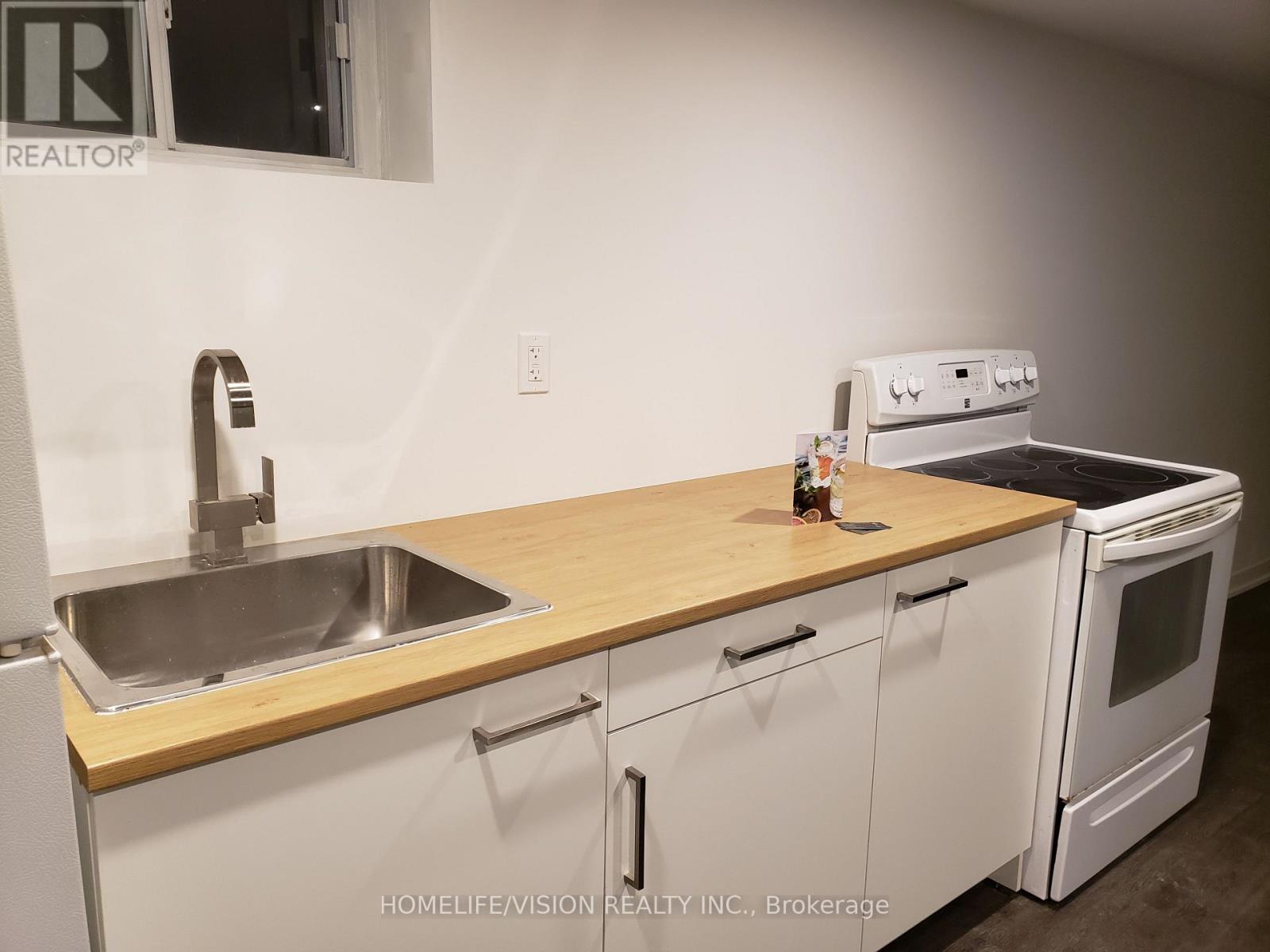 Unknown Address, ,     - Photo 3 - E12656764