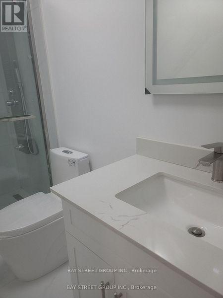 Unit 2 - 43 Herefordshire Crescent, Newmarket, Ontario  L9N 0B7 - Photo 8 - N12656724