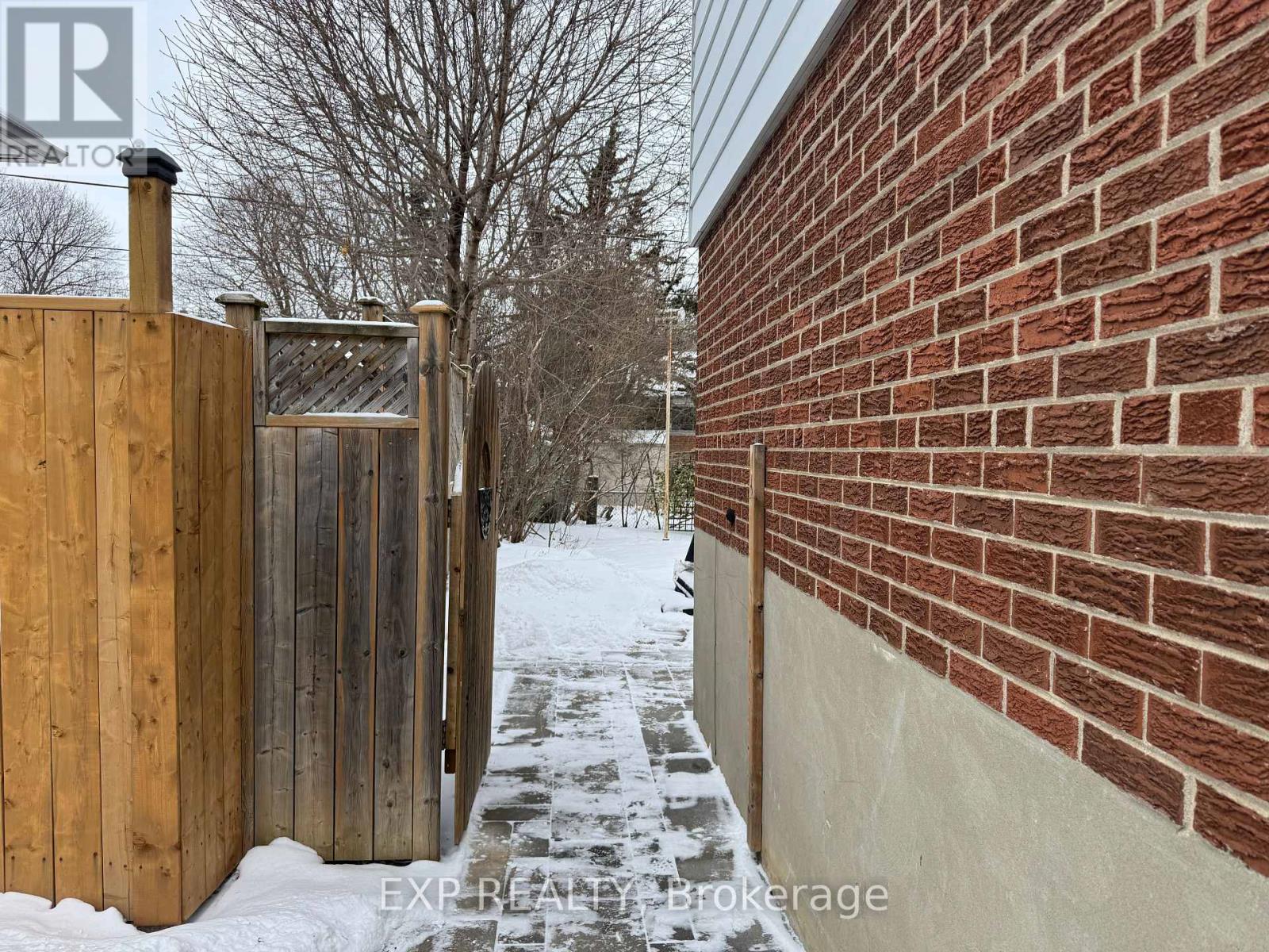 Lower F - 62 Southdale Drive, Markham, Ontario  L3P 1J8 - Photo 3 - N12656746