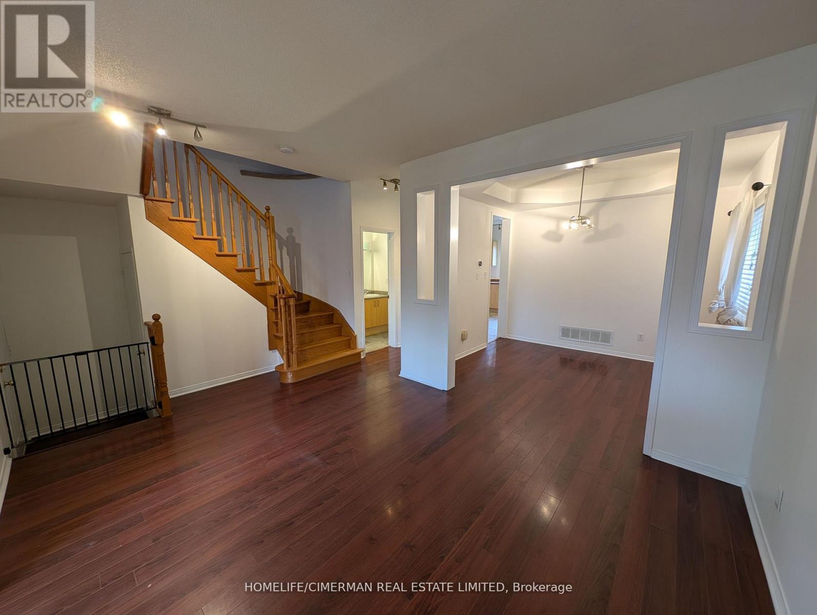 50 Antique Drive, Richmond Hill, Ontario  L4E 3X5 - Photo 3 - N12656784