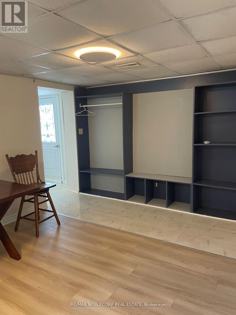 Bsmt - 166 Collings Avenue, Bradford West Gwillimbury, Ontario  L3Z 1W1 - Photo 5 - N12656786