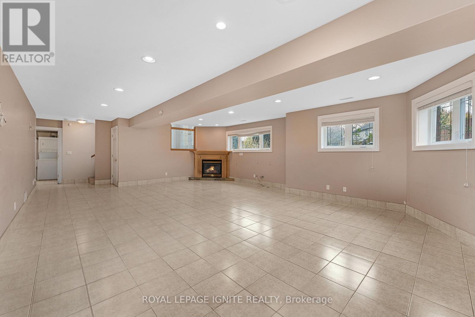 9617 Manitou Crescent, Windsor, Ontario  N8P 1H9 - Photo 36 - X12656544