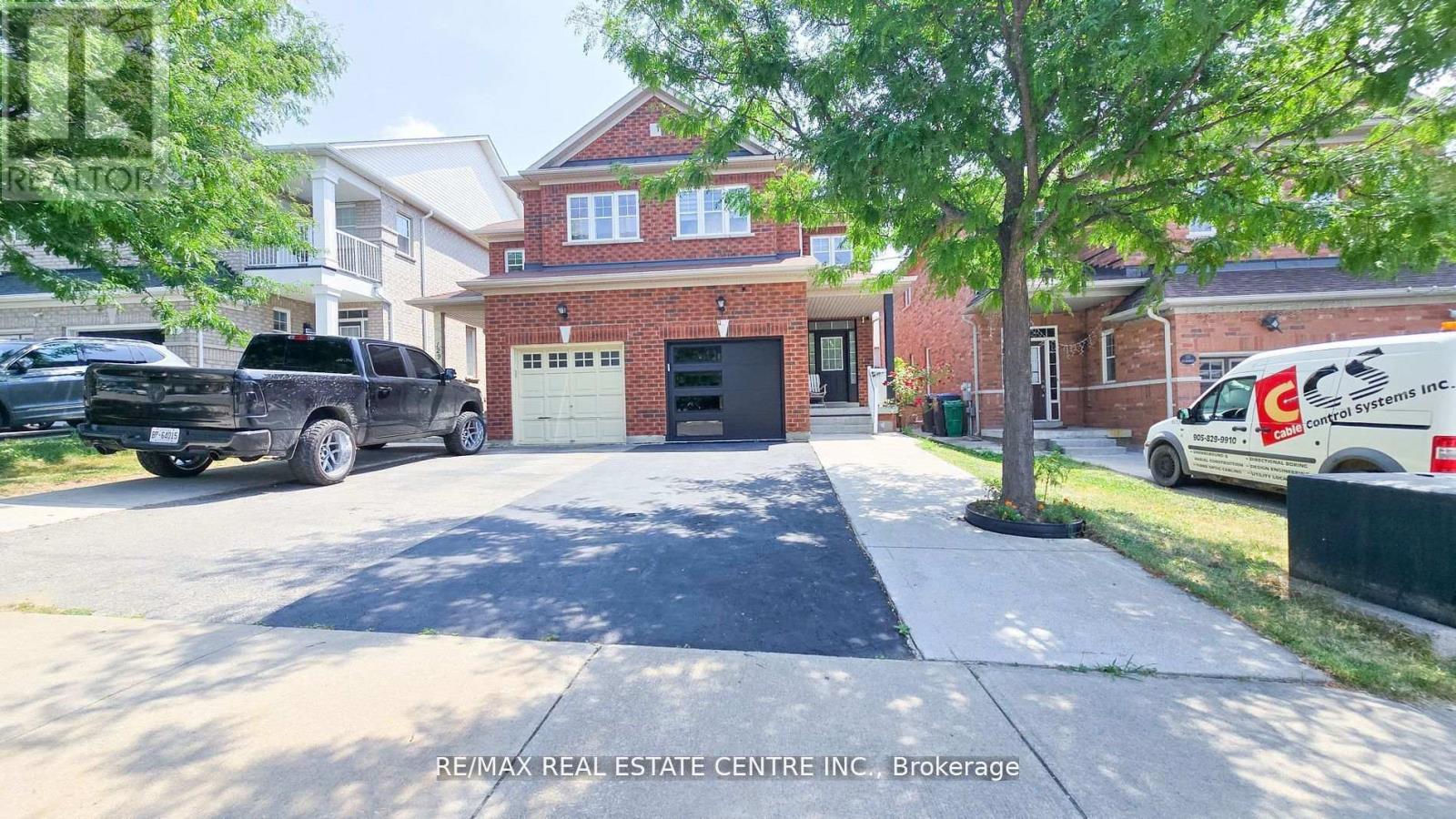131 SEAHORSE AVENUE, Brampton, Ontario