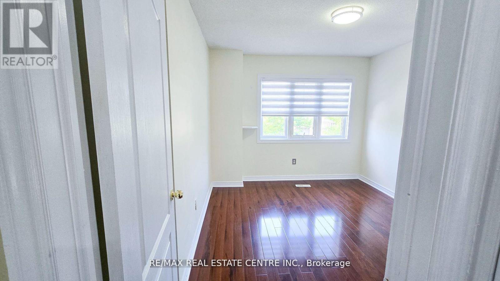 131 Seahorse Avenue, Brampton, Ontario  L6V 4N5 - Photo 12 - W12656722