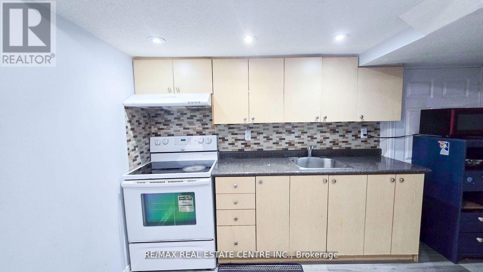 131 Seahorse Avenue, Brampton, Ontario  L6V 4N5 - Photo 27 - W12656722