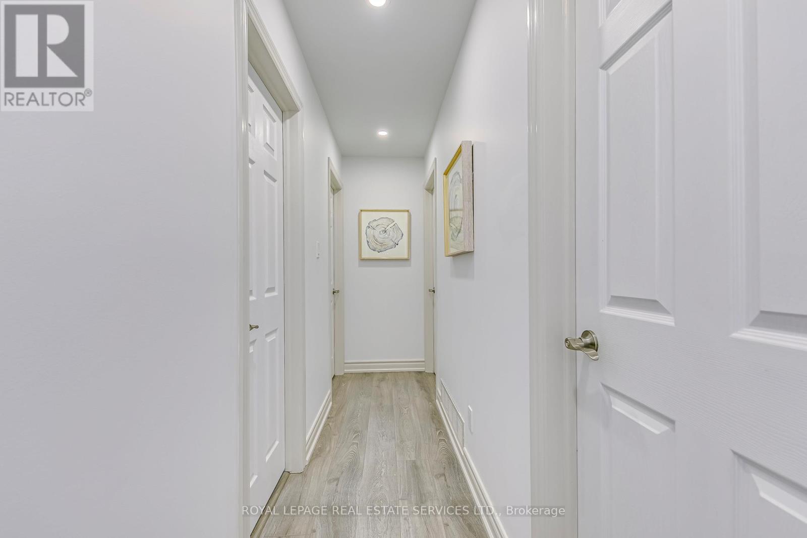 26 Miller Road, Oakville, Ontario  L6H 1J6 - Photo 15 - W12656792