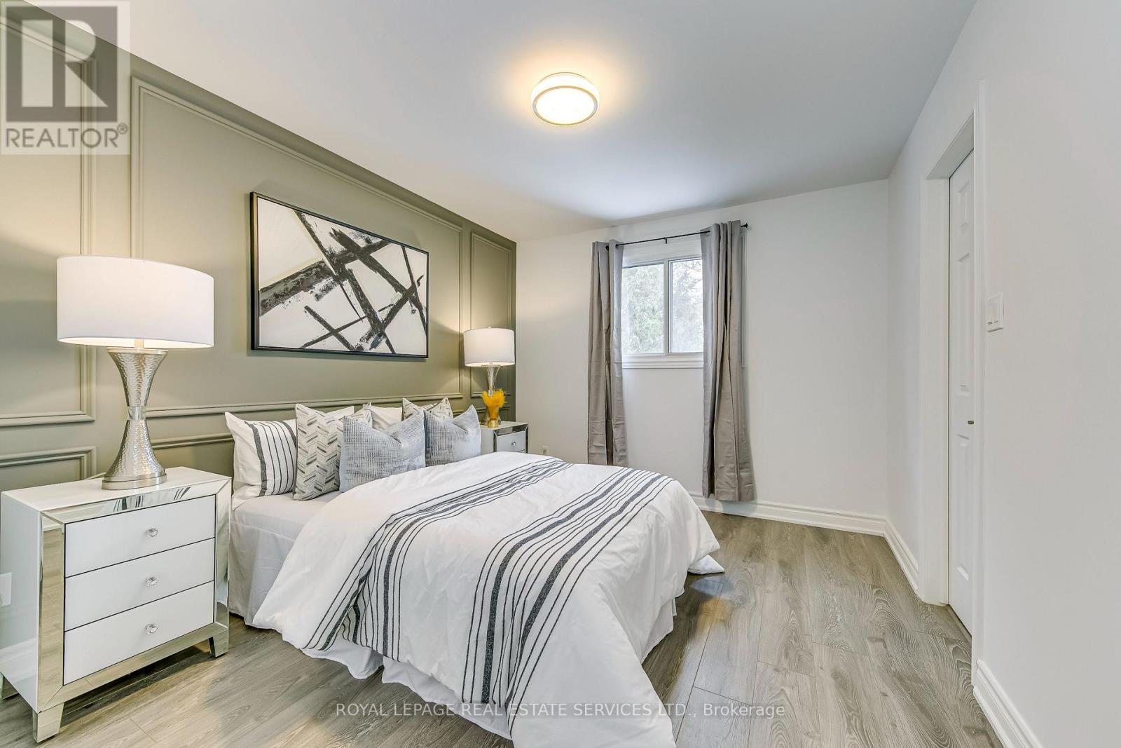 26 Miller Road, Oakville, Ontario  L6H 1J6 - Photo 17 - W12656792