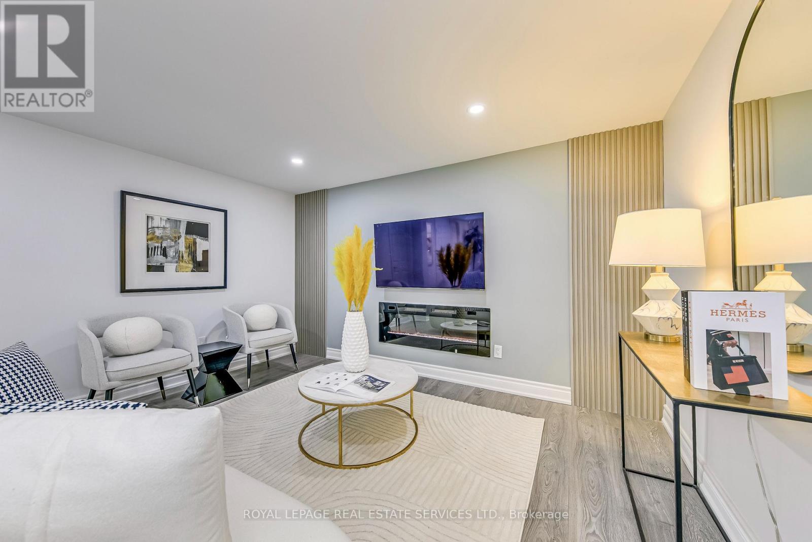 26 Miller Road, Oakville, Ontario  L6H 1J6 - Photo 29 - W12656792