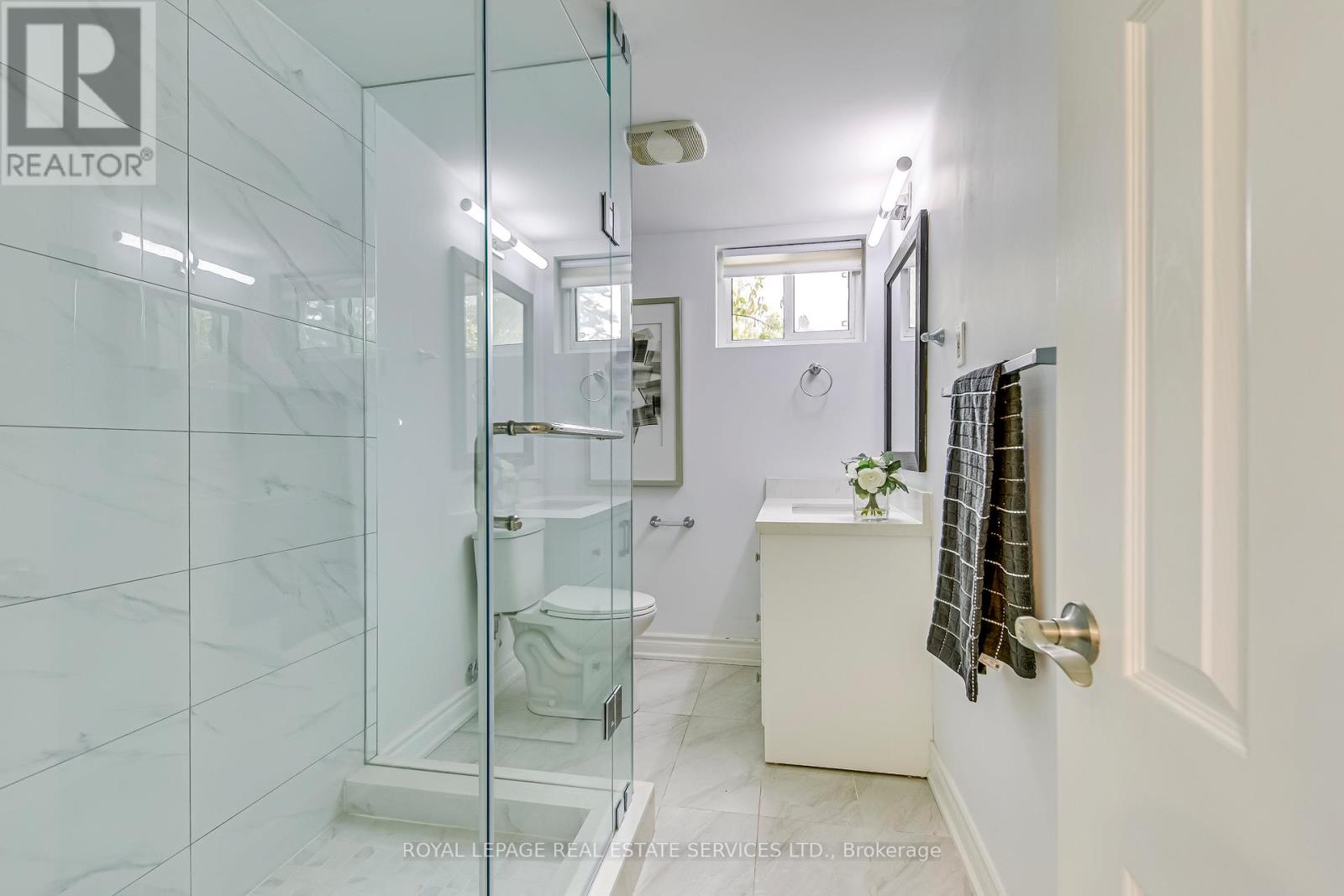 26 Miller Road, Oakville, Ontario  L6H 1J6 - Photo 35 - W12656792