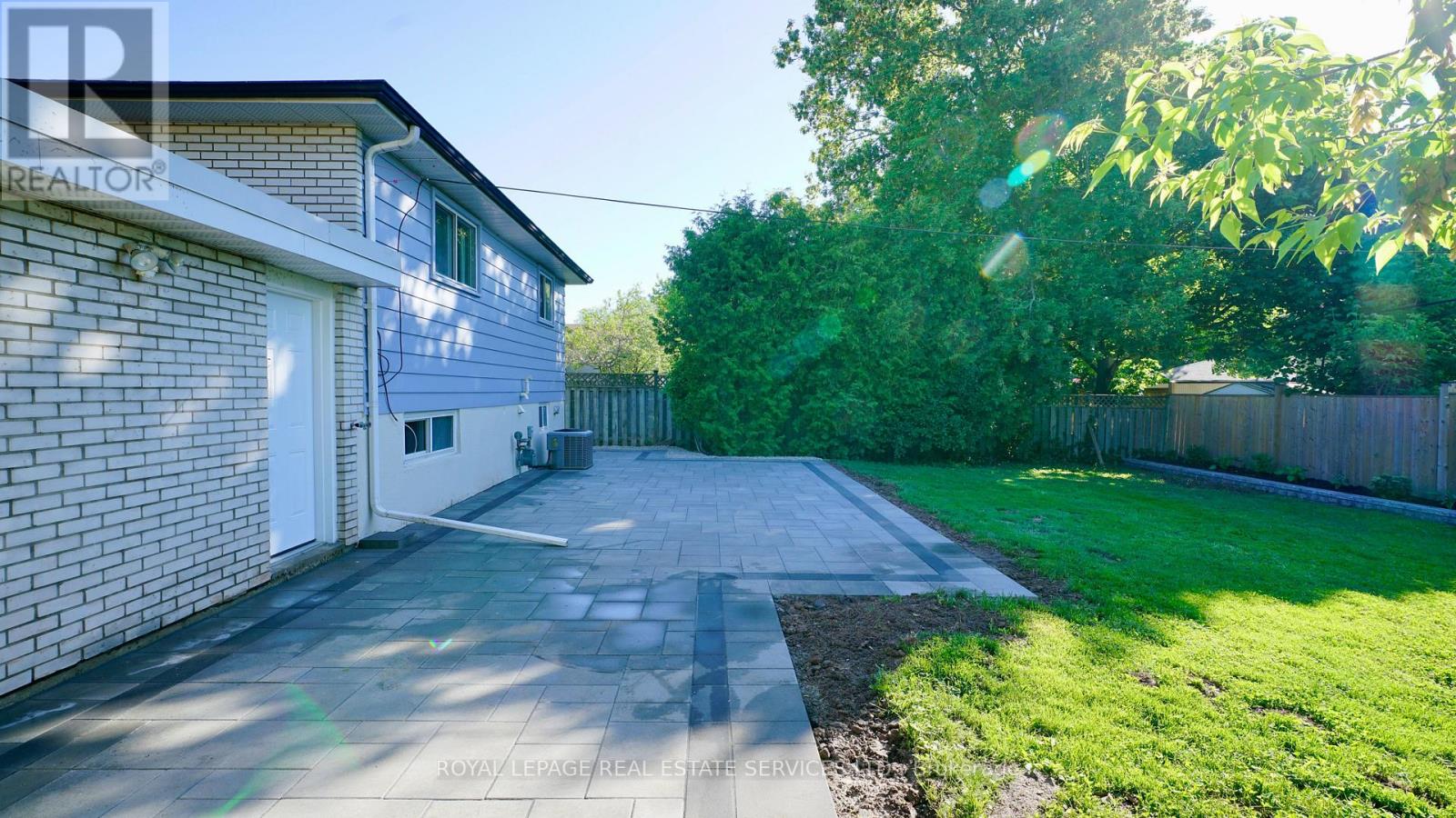 26 Miller Road, Oakville, Ontario  L6H 1J6 - Photo 38 - W12656792