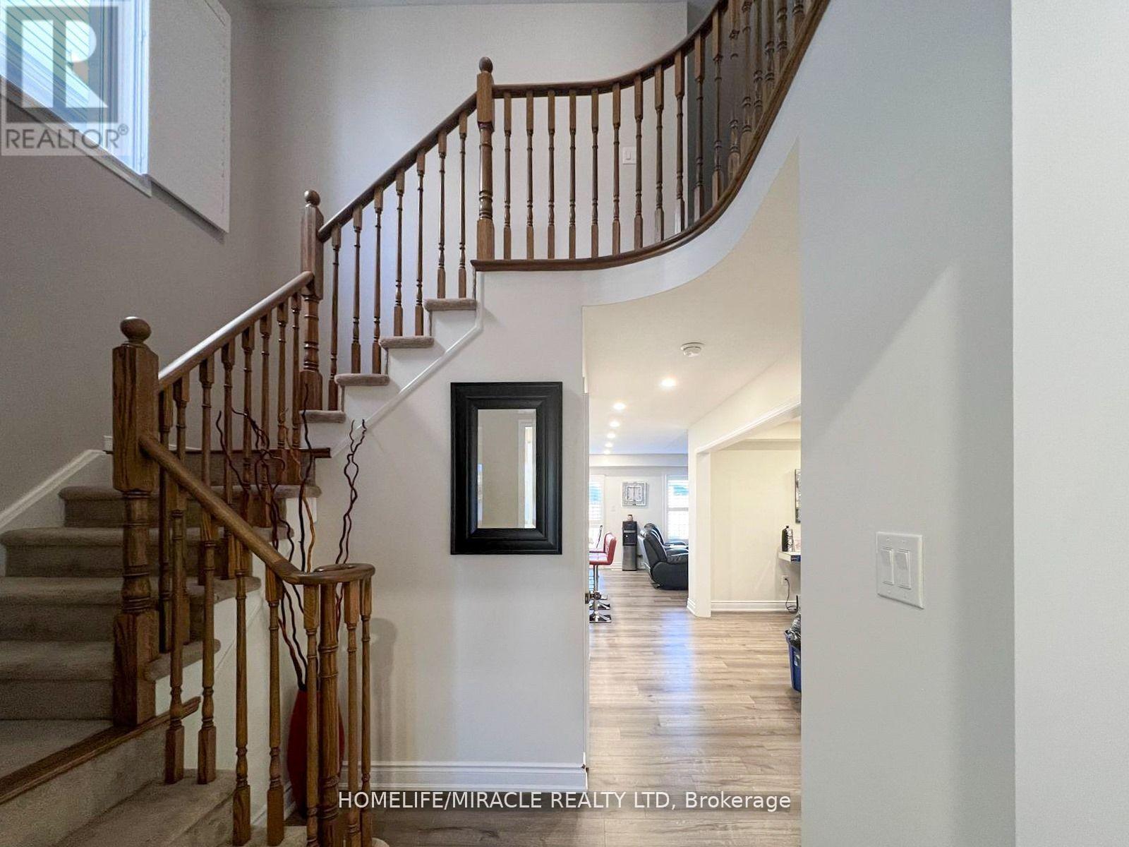 112 Gillespie Drive, Brantford, Ontario  N3T 0K2 - Photo 10 - X12656704