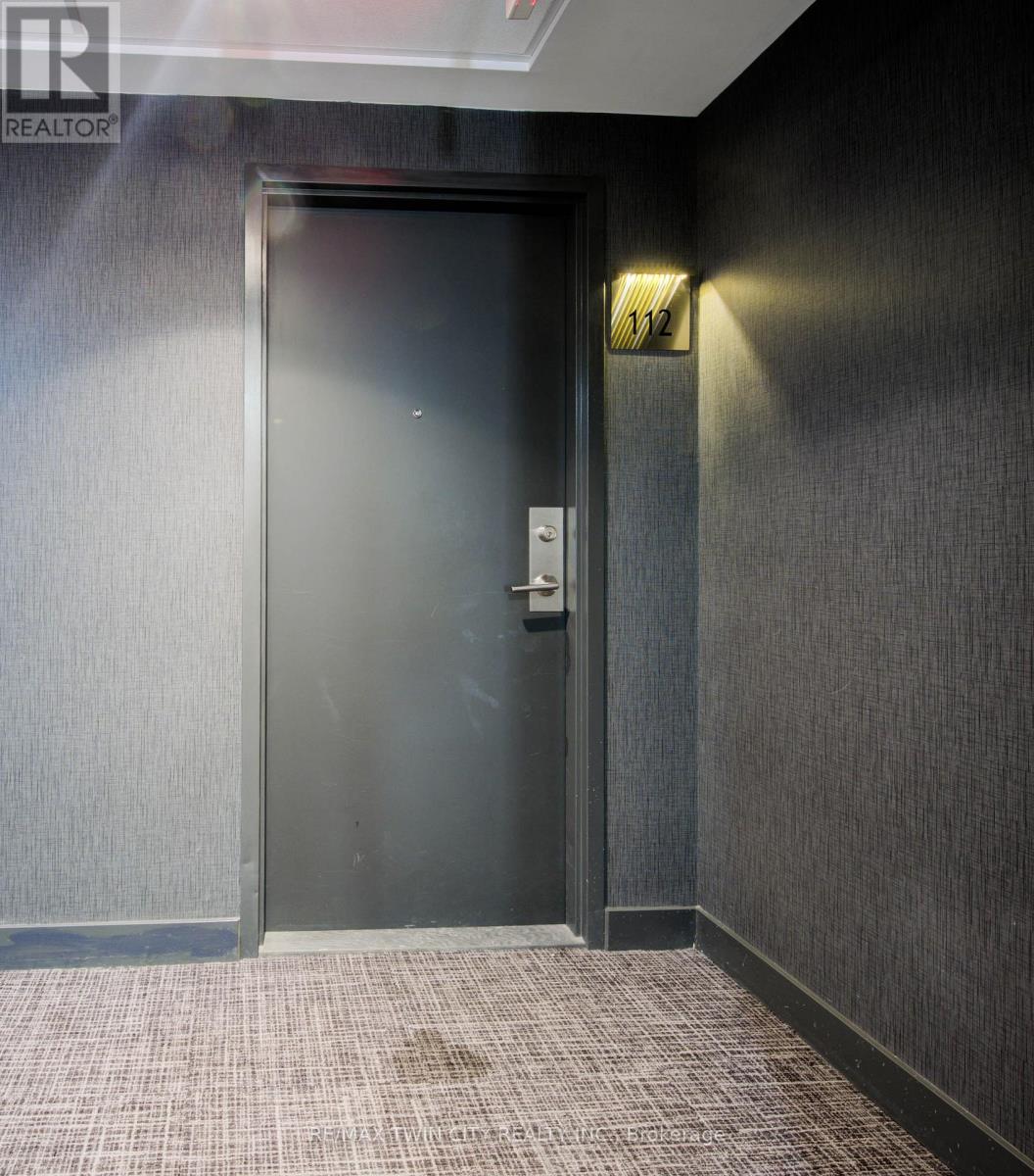 112 - 85 Duke Street, Kitchener, Ontario  N2H 0B7 - Photo 6 - X12656290