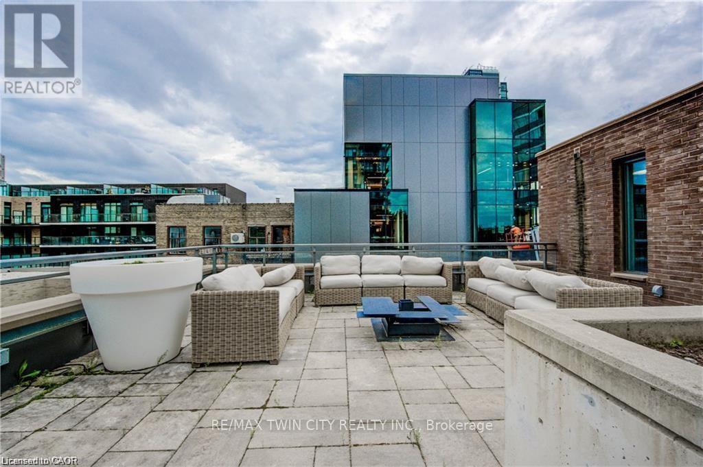 112 - 85 Duke Street, Kitchener, Ontario  N2H 0B7 - Photo 5 - X12656290