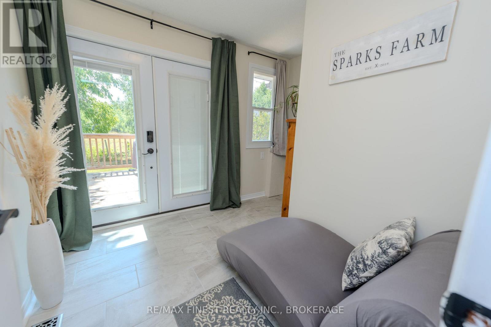 888 Simmons Road, Loyalist, Ontario  K0H 2H0 - Photo 13 - X12656796