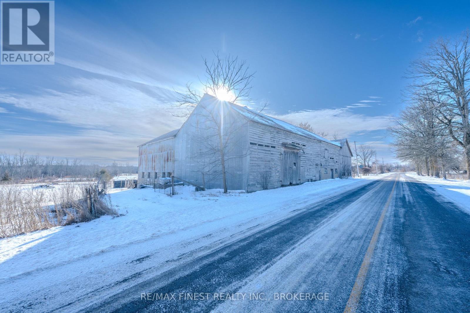 888 Simmons Road, Loyalist, Ontario  K0H 2H0 - Photo 3 - X12656796