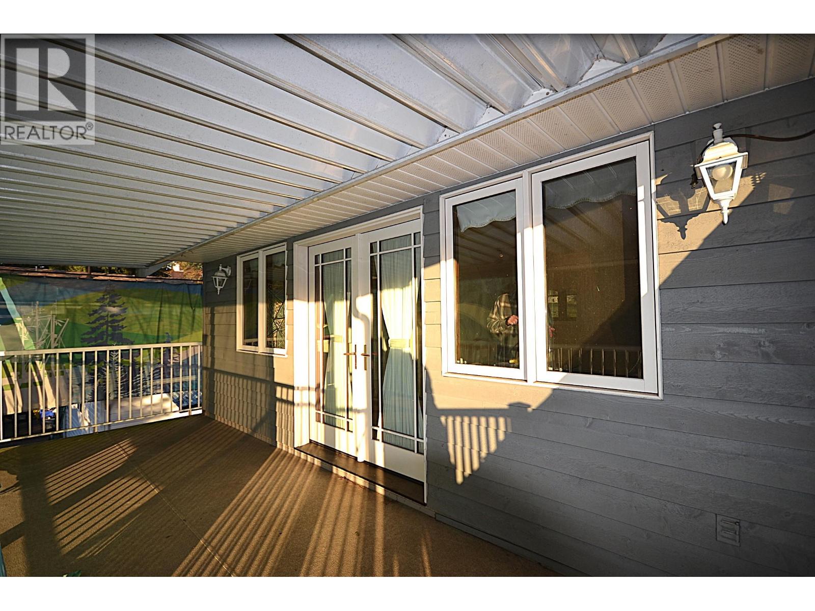 610 Robinson Street, Coquitlam, British Columbia  V3J 4E3 - Photo 28 - R3075266