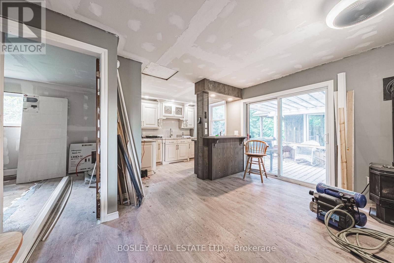 9143 Sodom Road, Niagara Falls, Ontario  L2E 6S6 - Photo 5 - X12433878