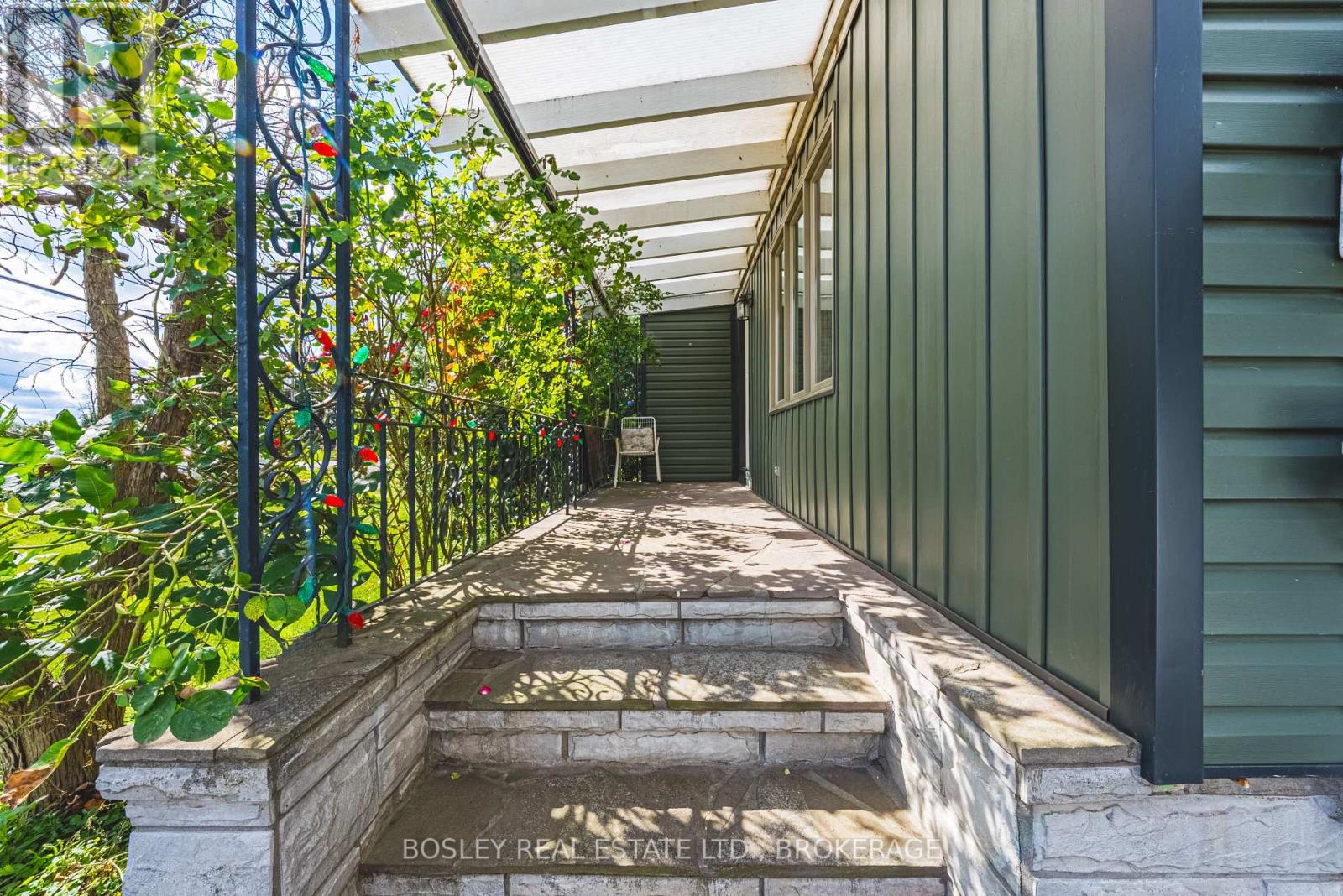 9143 Sodom Road, Niagara Falls, Ontario  L2E 6S6 - Photo 8 - X12433878