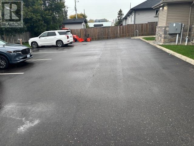 1333 James St S, Thunder Bay, Ontario  P7E 0B1 - Photo 2 - TB252997