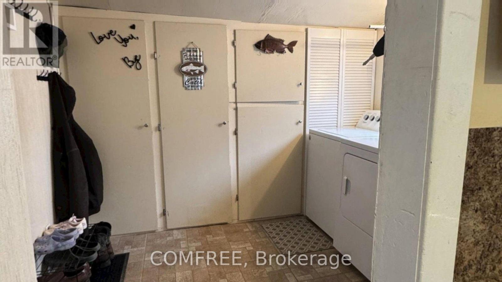 22 Bond Avenue, Chatham-Kent, Ontario  N0P 2L0 - Photo 15 - X12656838