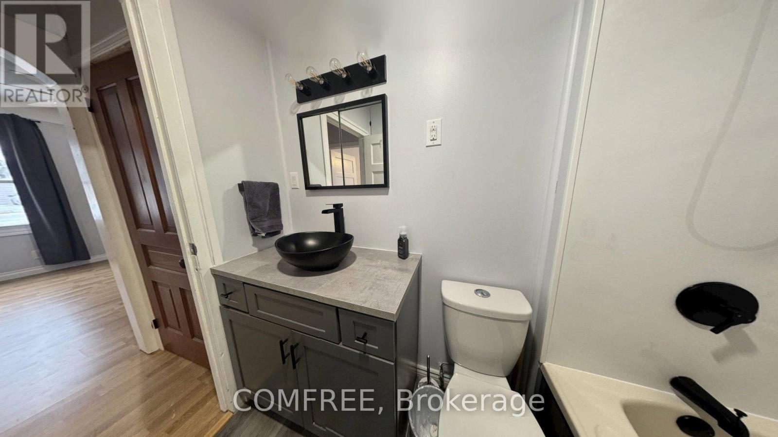 22 Bond Avenue, Chatham-Kent, Ontario  N0P 2L0 - Photo 19 - X12656838