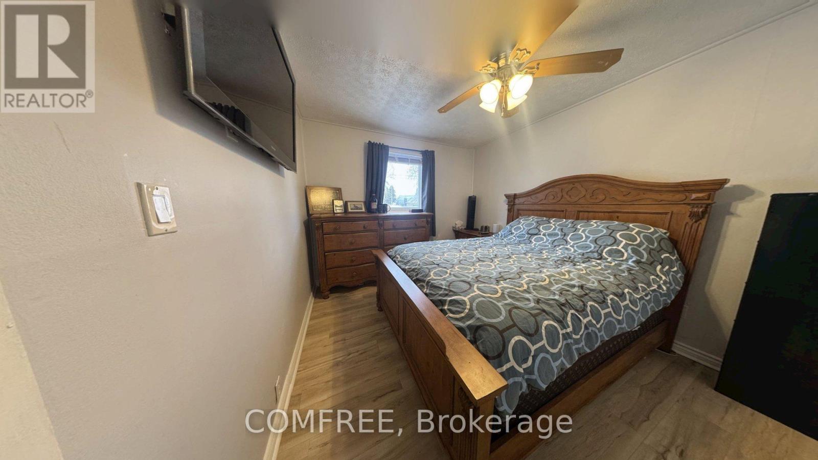 22 Bond Avenue, Chatham-Kent, Ontario  N0P 2L0 - Photo 20 - X12656838