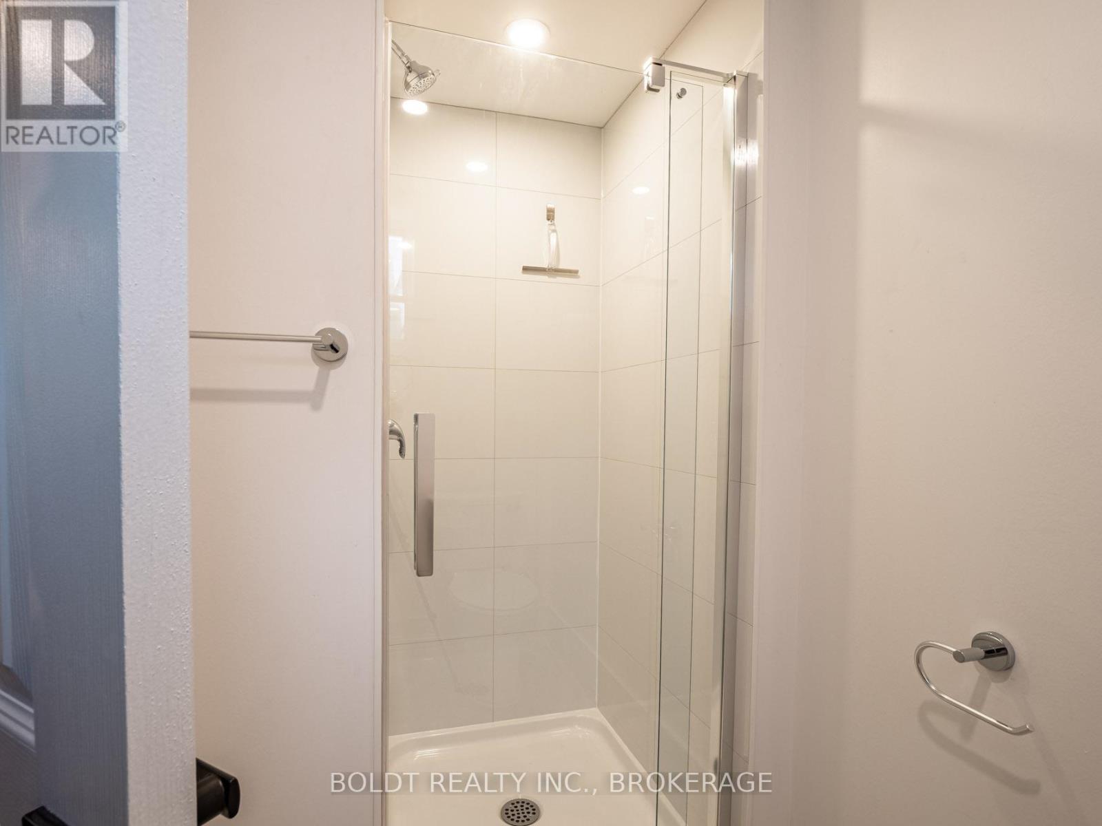 Lower - 7160 Waters Avenue, Niagara Falls, Ontario  L2G 5X6 - Photo 10 - X12656846