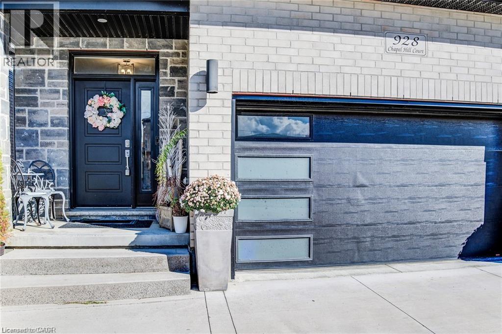 928 Chapel Hill Court, Kitchener, Ontario  N2R 0P4 - Photo 5 - 40793065
