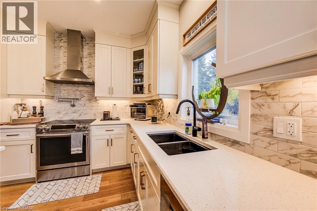 928 Chapel Hill Court, Kitchener, Ontario  N2R 0P4 - Photo 22 - 40793065