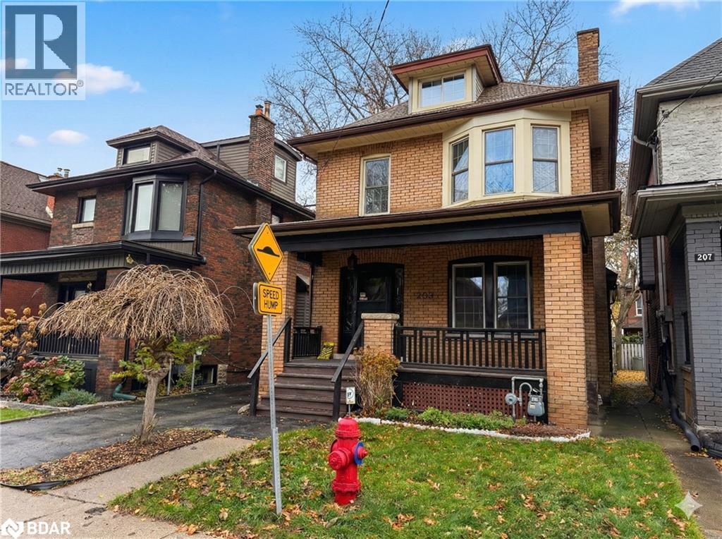 203 Fairleigh Avenue S, Hamilton, Ontario  L8M 2K6 - Photo 2 - 40790807