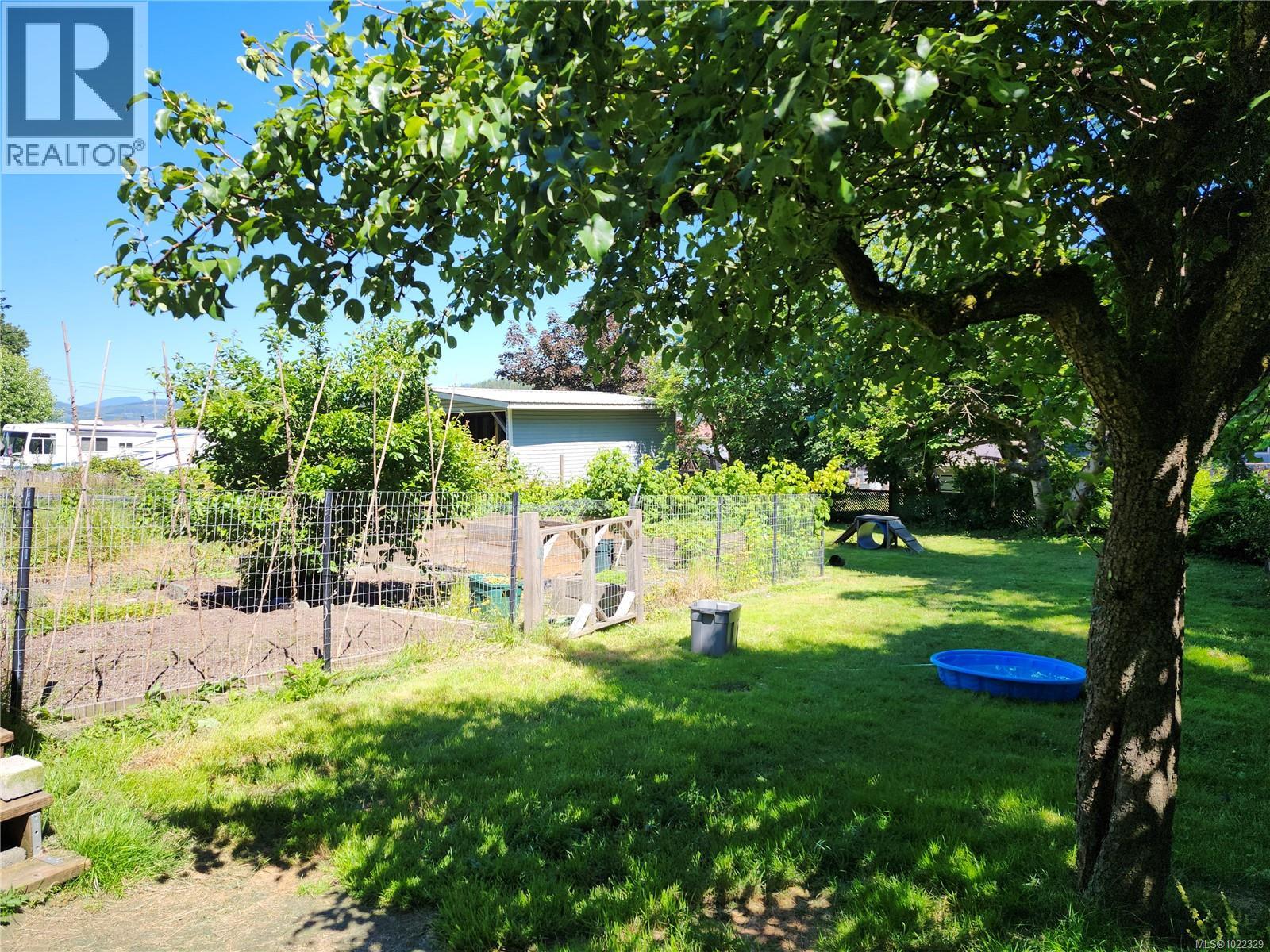 261 Ambleside Dr, Sayward, British Columbia  V0P 1R0 - Photo 22 - 1022329