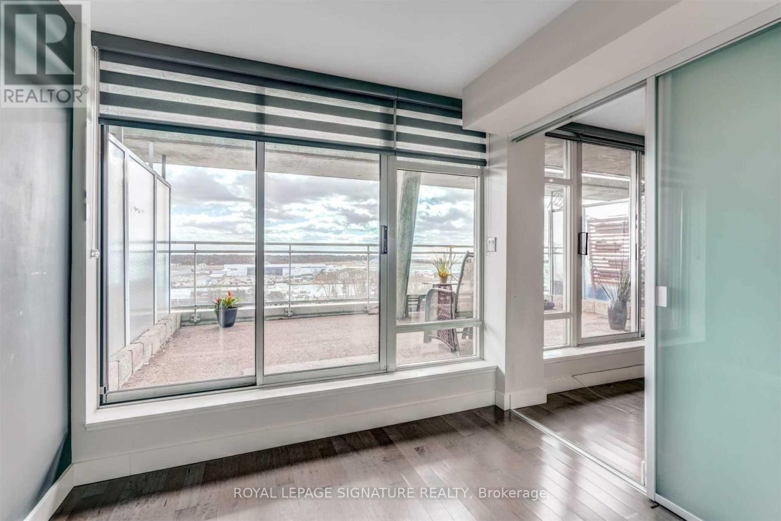 1211 - 650 Queens Quay W, Toronto, Ontario  M5V 3N2 - Photo 19 - C12656798