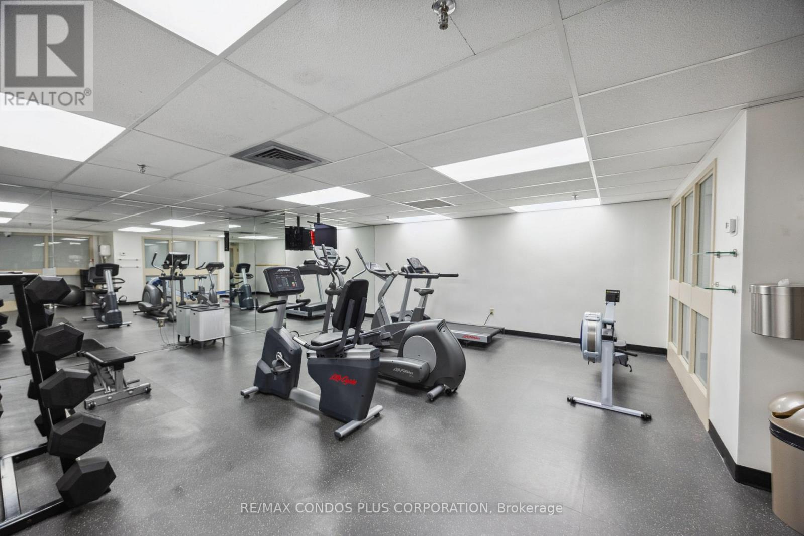 902 - 62 Wellesley Street W, Toronto, Ontario  M5S 2X3 - Photo 18 - C12656826