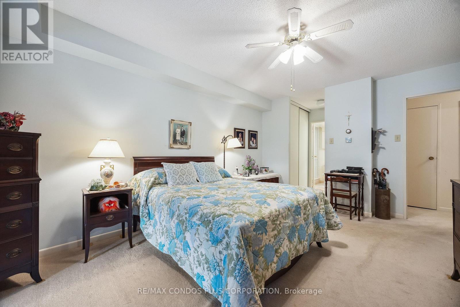 902 - 62 Wellesley Street W, Toronto, Ontario  M5S 2X3 - Photo 19 - C12656826