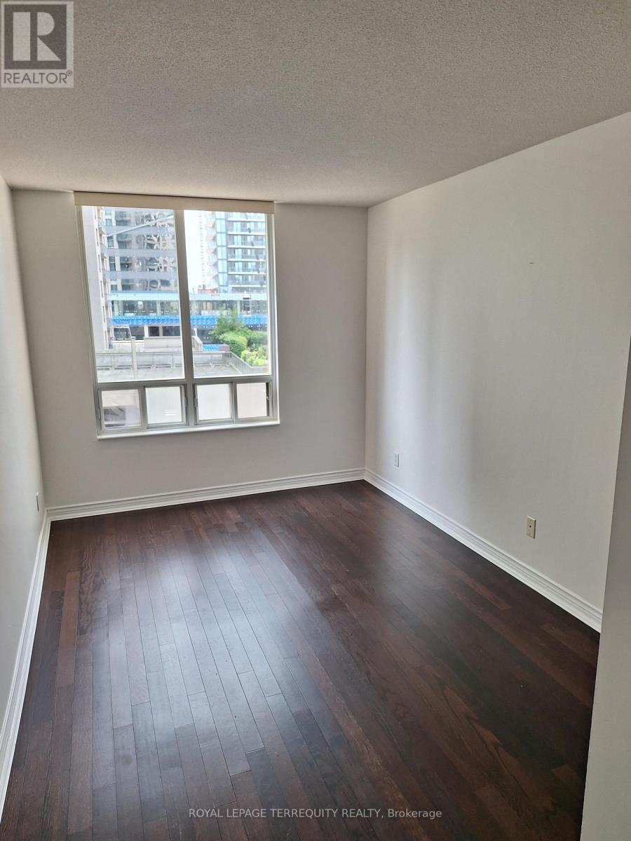 601 - 256 Doris Avenue, Toronto, Ontario  M2N 6X8 - Photo 10 - C12656868