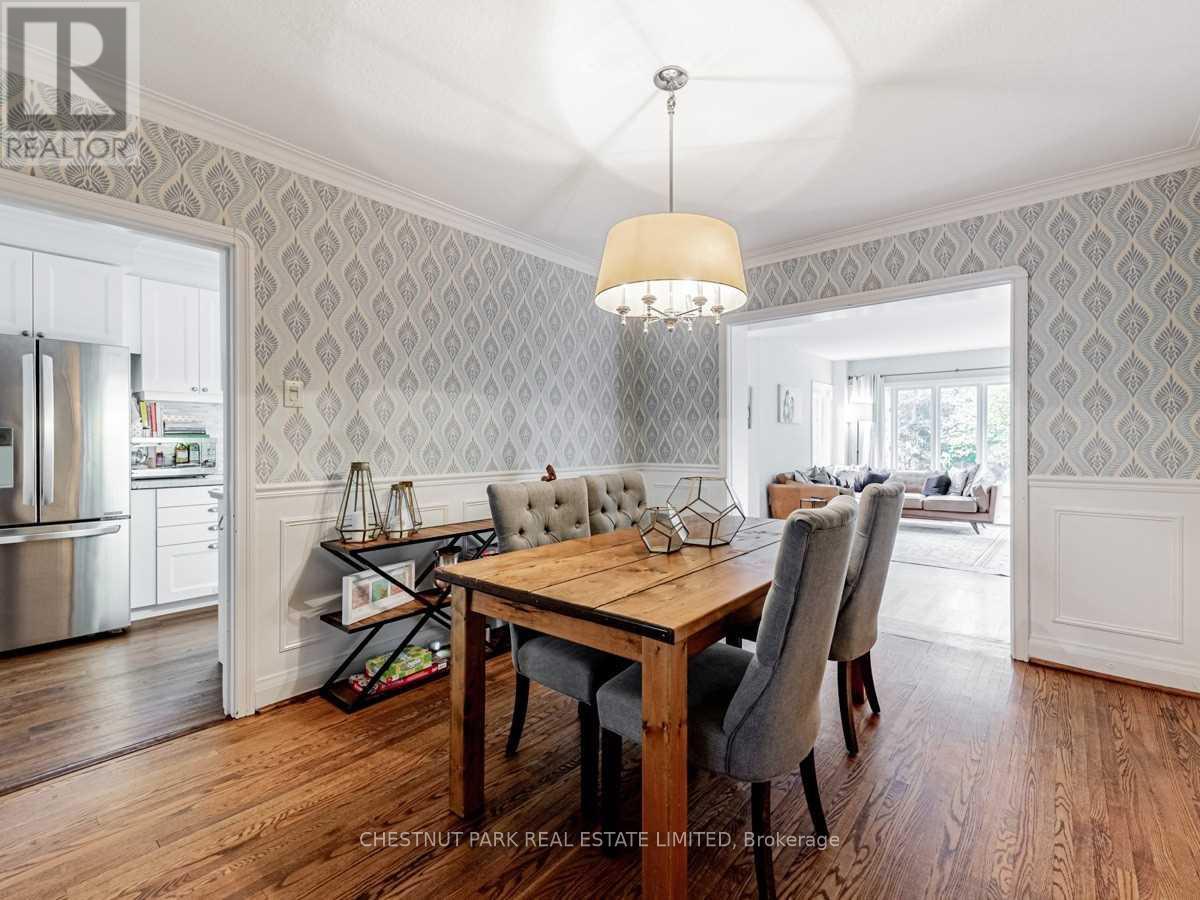 29 Glenvale Boulevard, Toronto, Ontario  M4G 2V3 - Photo 10 - C12656980