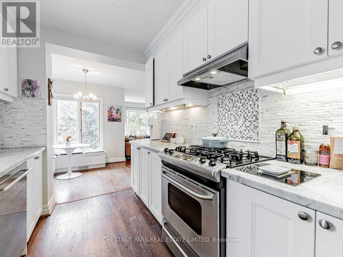 29 Glenvale Boulevard, Toronto, Ontario  M4G 2V3 - Photo 13 - C12656980