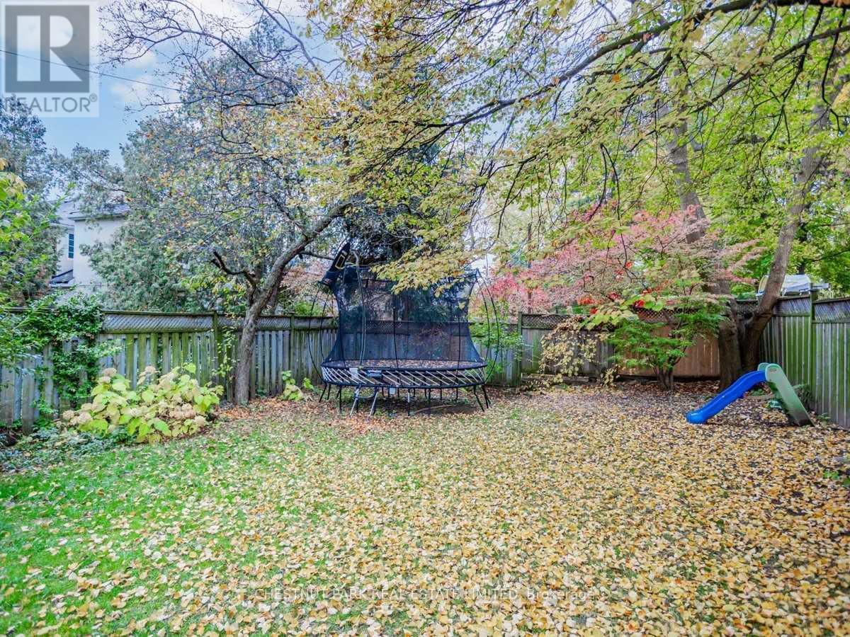 29 Glenvale Boulevard, Toronto, Ontario  M4G 2V3 - Photo 39 - C12656980