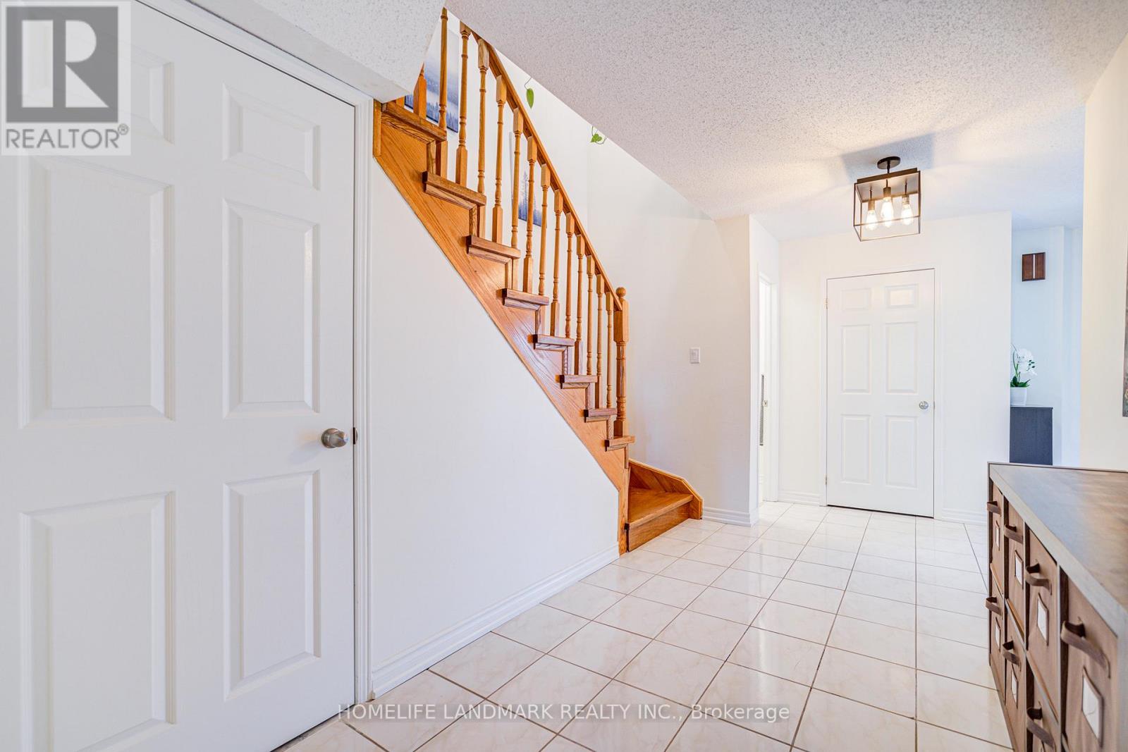 1925 Pine Grove Avenue, Pickering, Ontario  L1V 6R4 - Photo 10 - E12656812