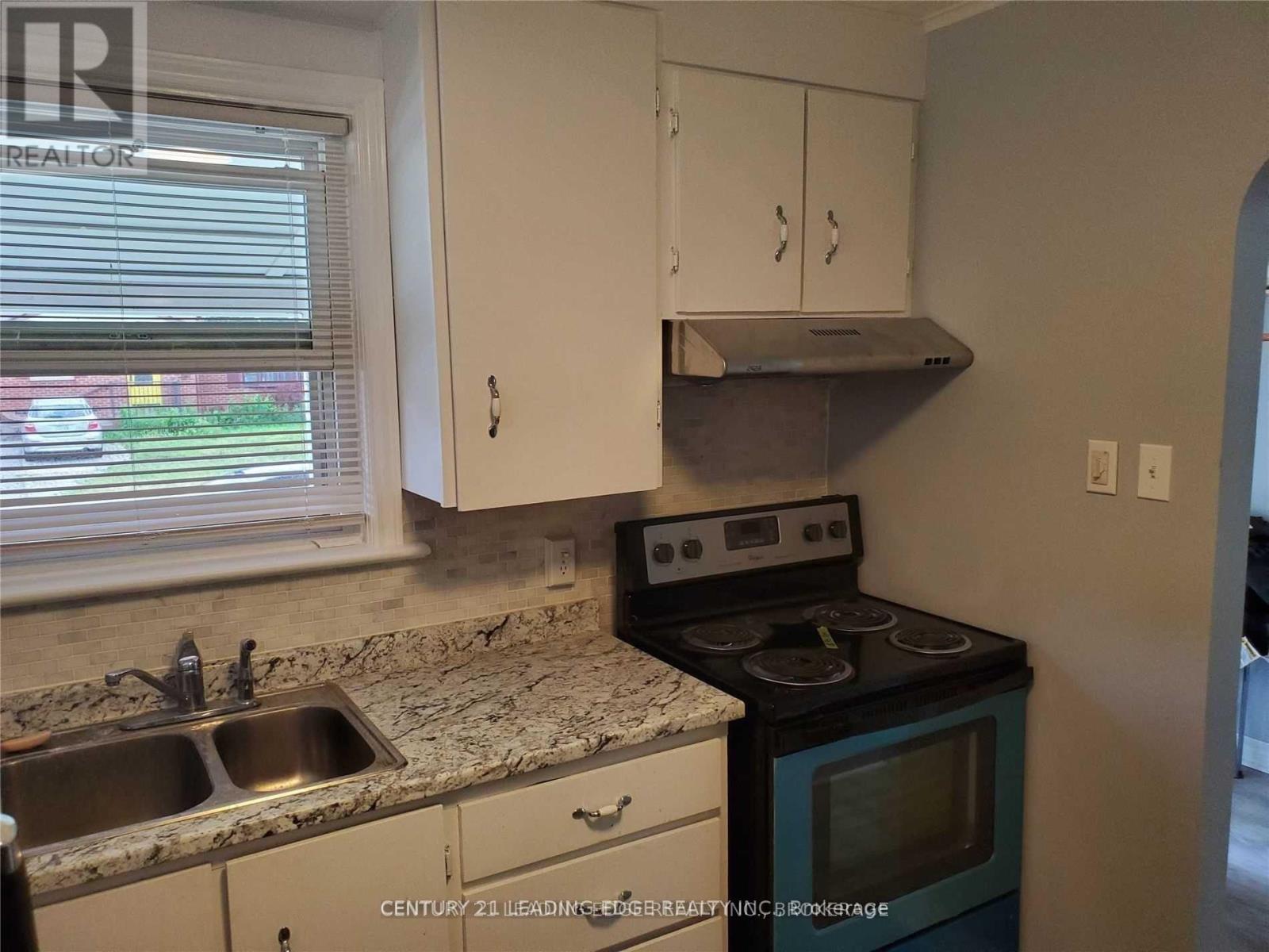 Main - 70 Admiral Road, Ajax, Ontario L1S 2N9 - Photo 2 - E12656880