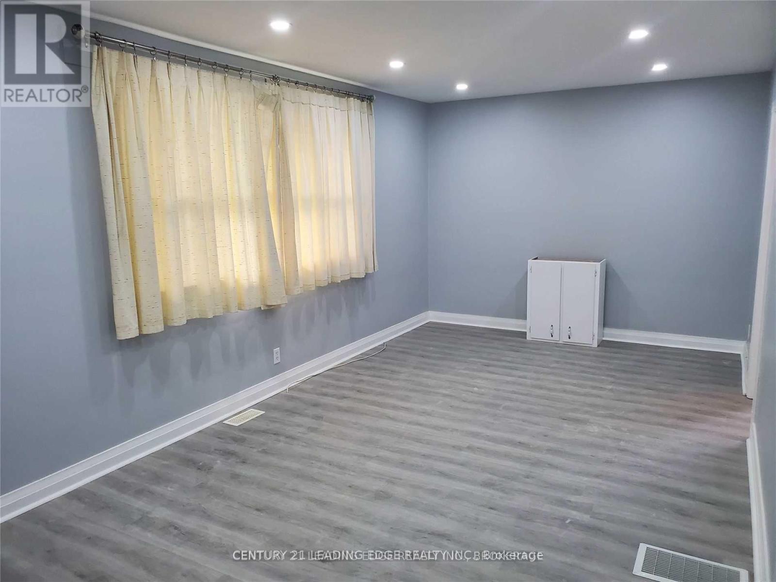 Main - 70 Admiral Road, Ajax, Ontario L1S 2N9 - Photo 6 - E12656880