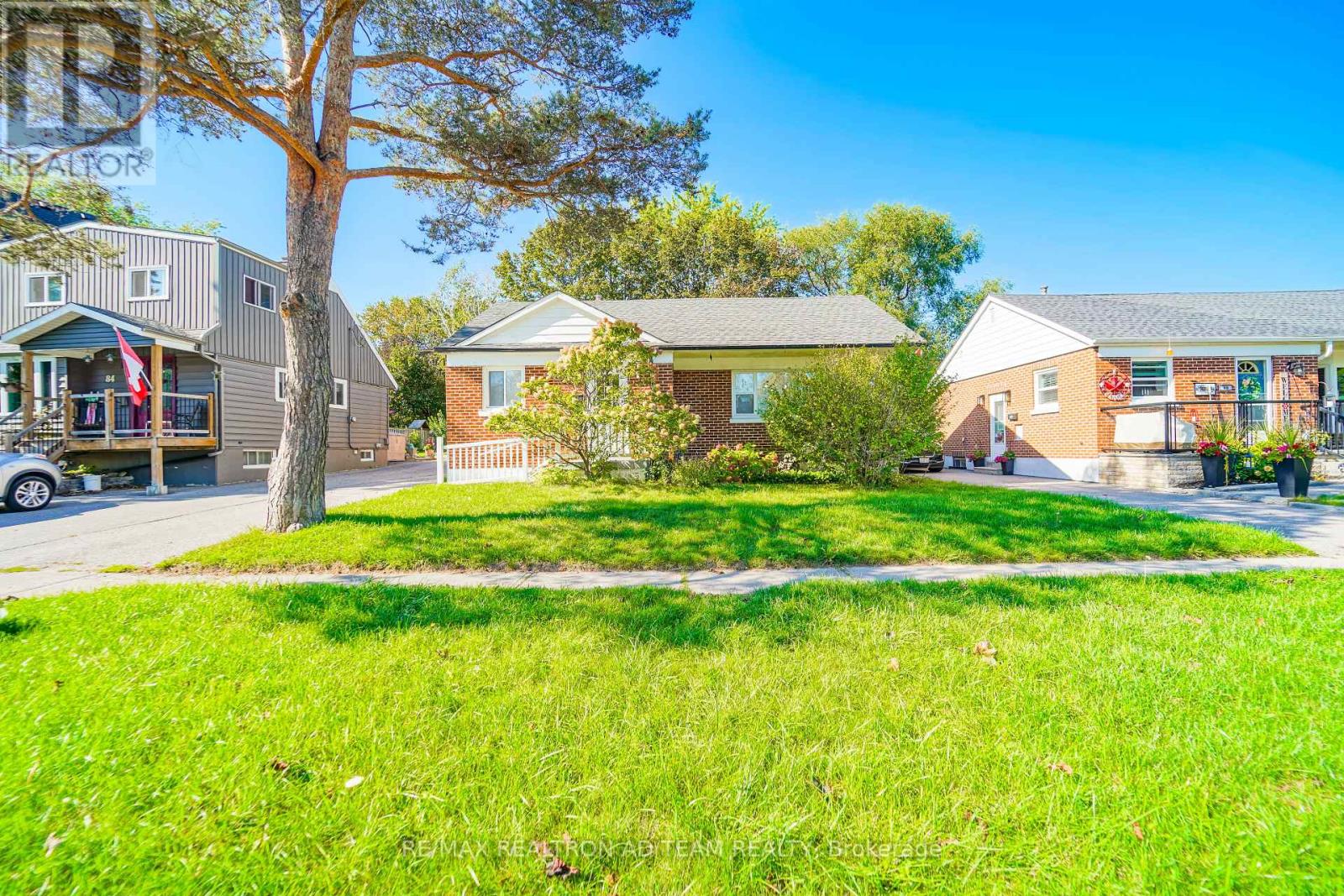 82 Admiral Road, Ajax, Ontario  L1S 2N9 - Photo 1 - E12656972