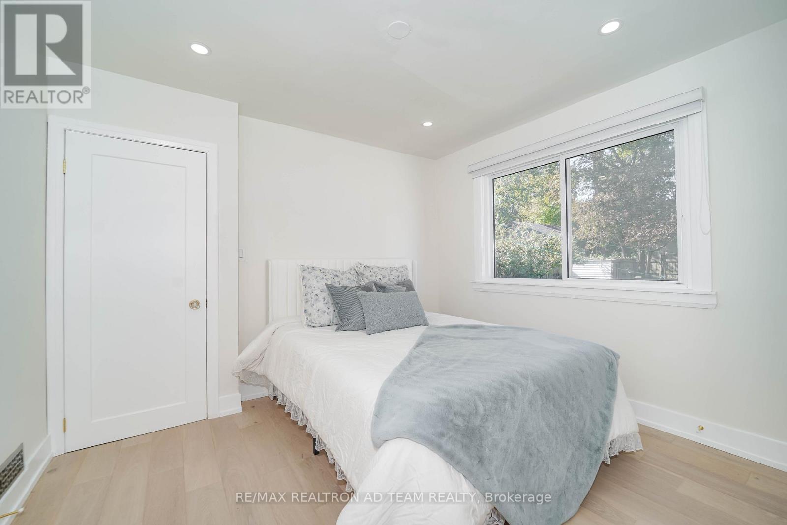 82 Admiral Road, Ajax, Ontario  L1S 2N9 - Photo 11 - E12656972