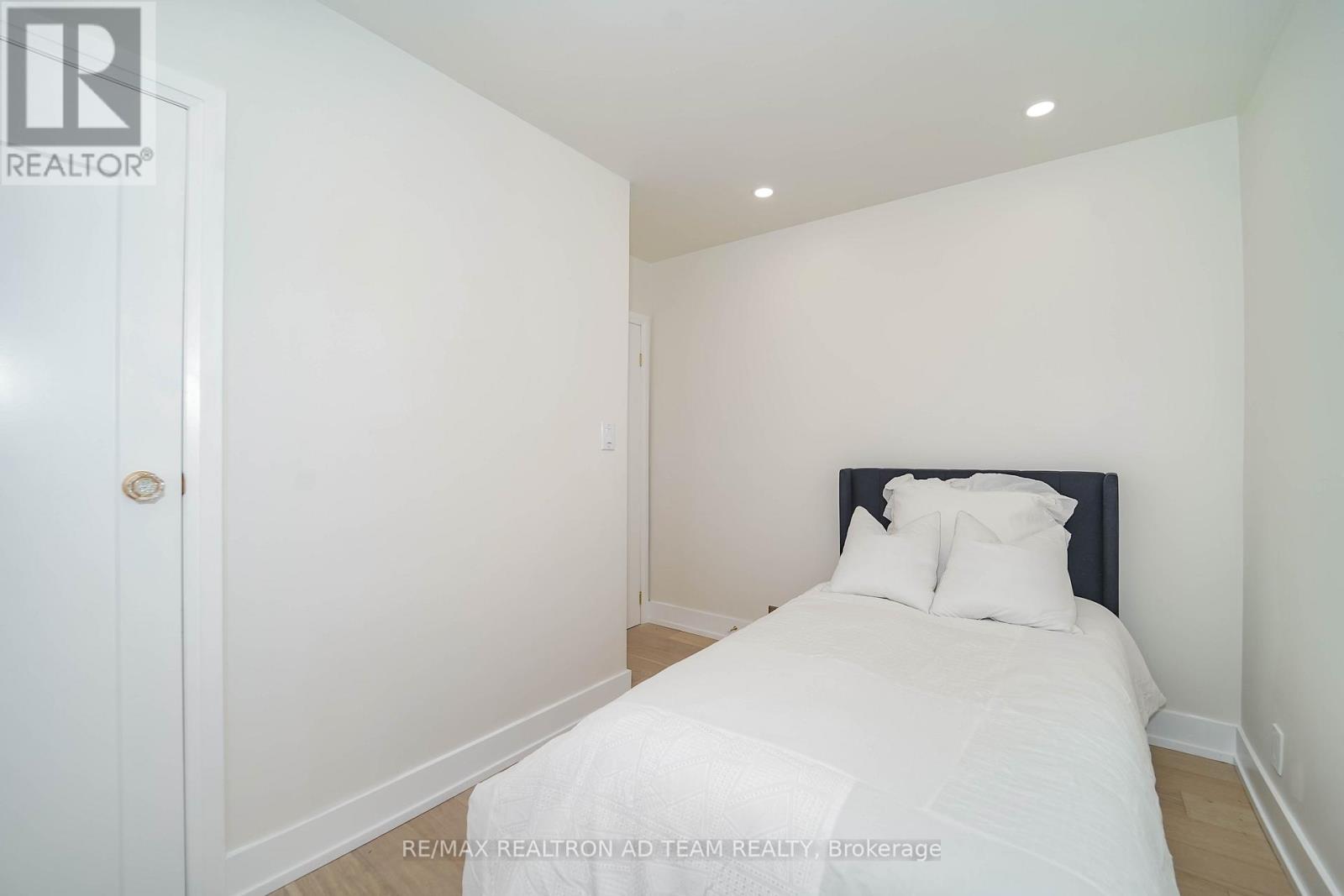 82 Admiral Road, Ajax, Ontario  L1S 2N9 - Photo 13 - E12656972