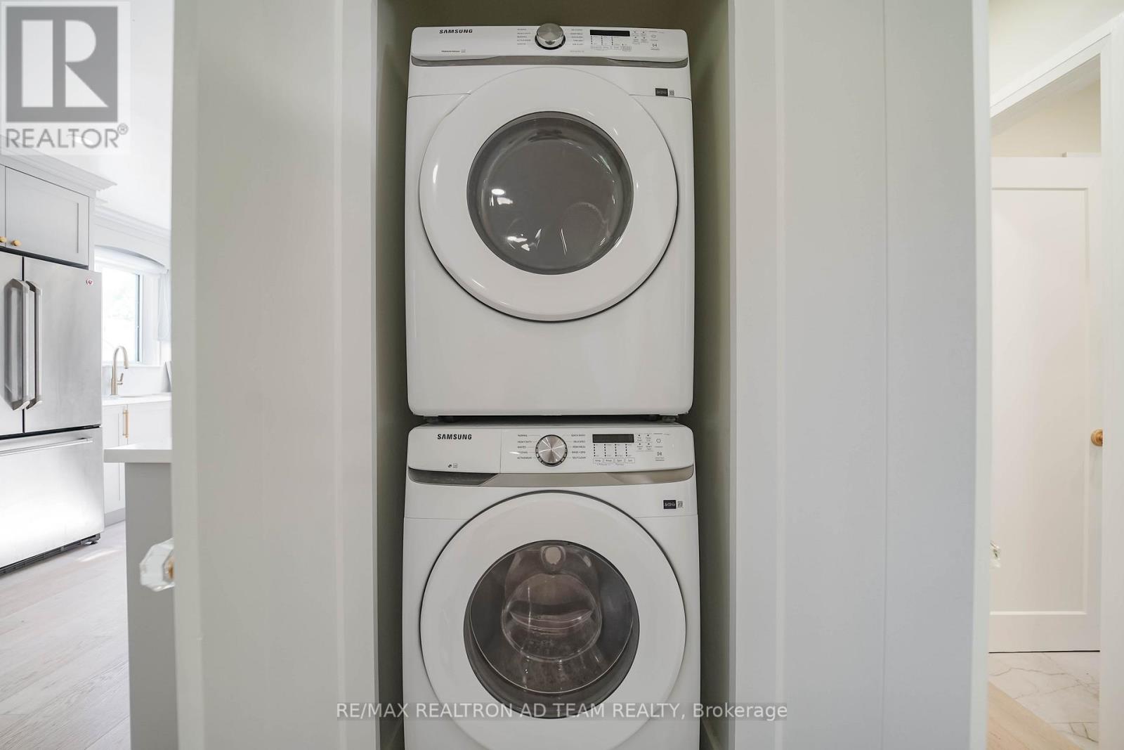 82 Admiral Road, Ajax, Ontario  L1S 2N9 - Photo 14 - E12656972