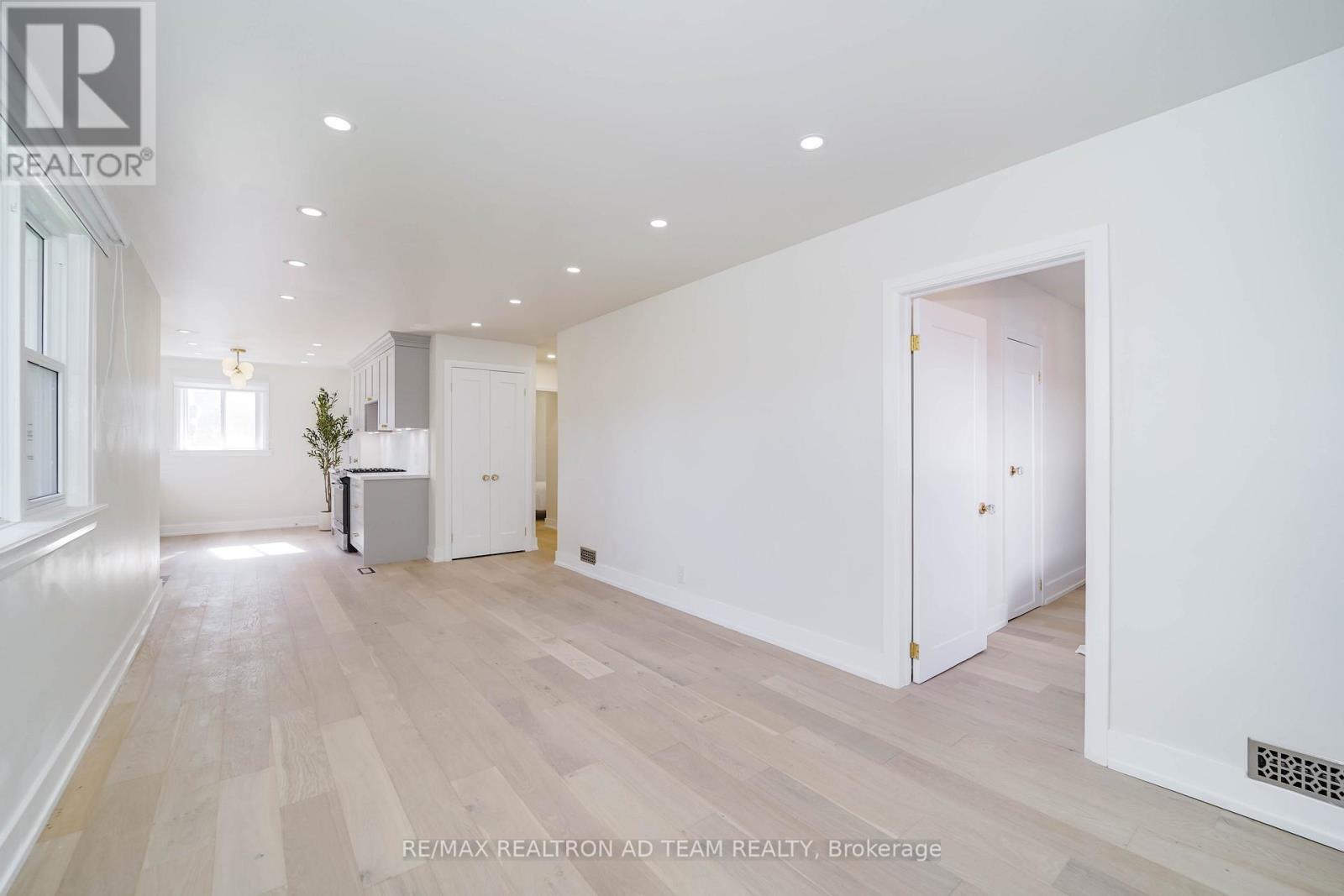 82 Admiral Road, Ajax, Ontario  L1S 2N9 - Photo 9 - E12656972