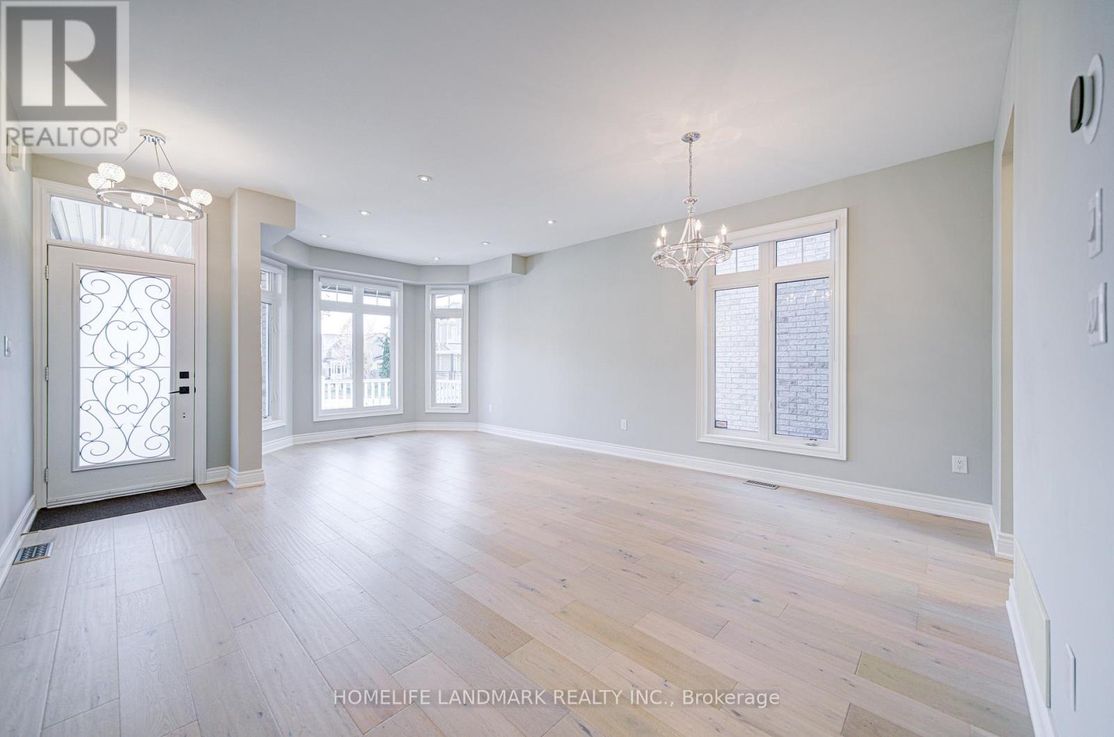 214 Alfred Paterson Drive, Markham, Ontario  L6E 2E7 - Photo 14 - N12656946